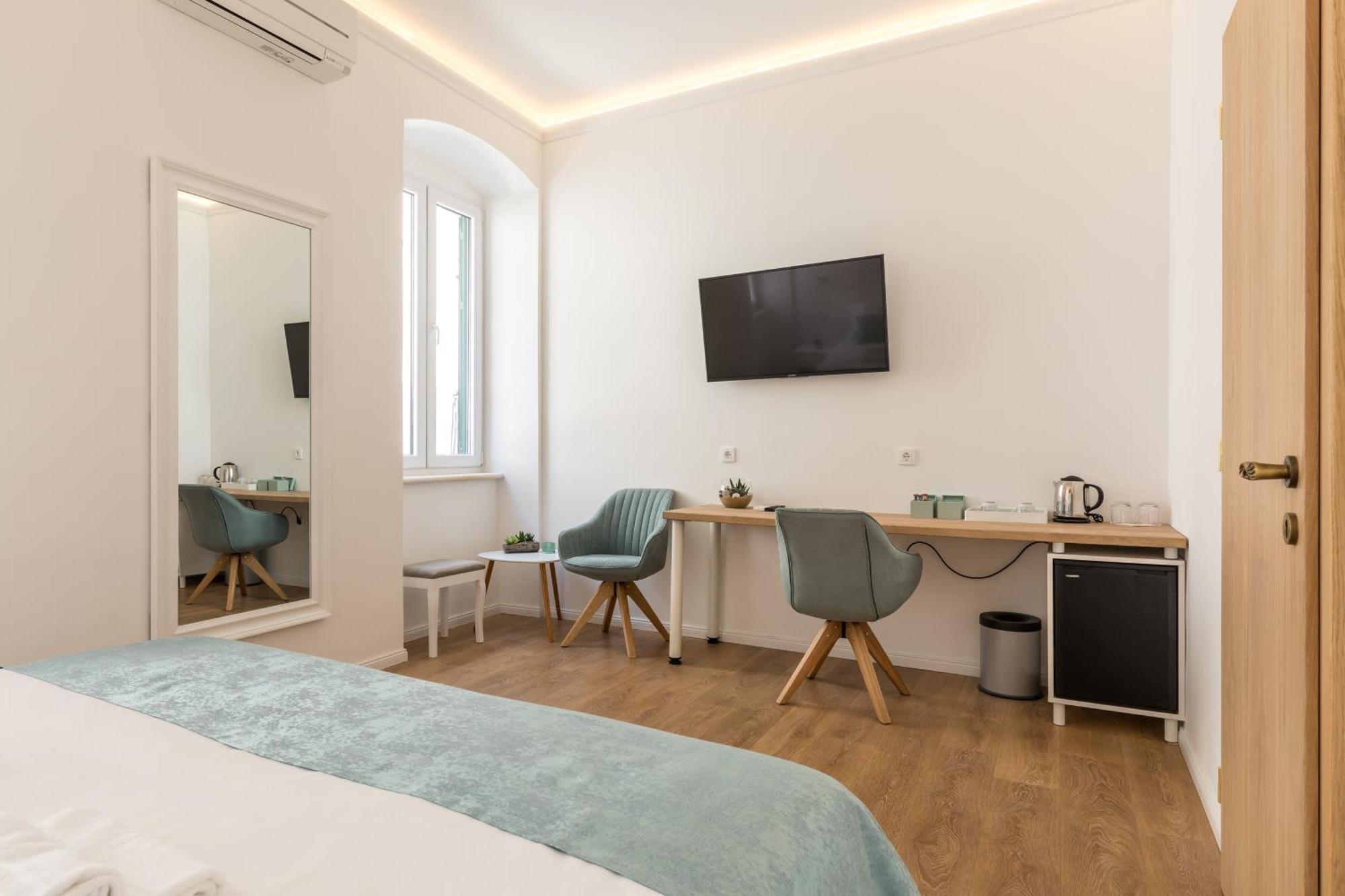Maniva Old Town Luxury Rooms - Prime Spot By Riva Promenade Split Dış mekan fotoğraf